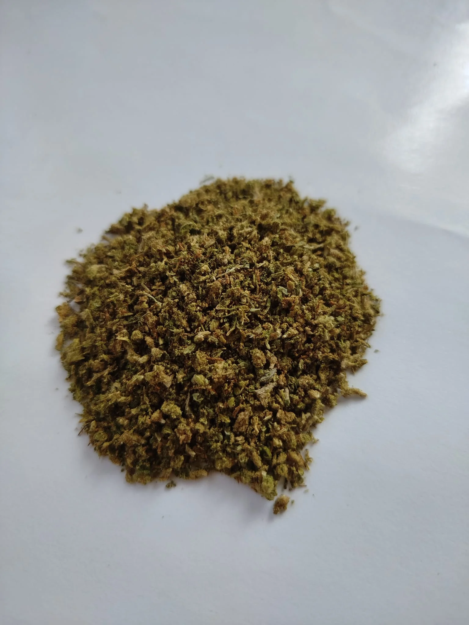 Trim maison CBD - Le coffre à CBD au Mans