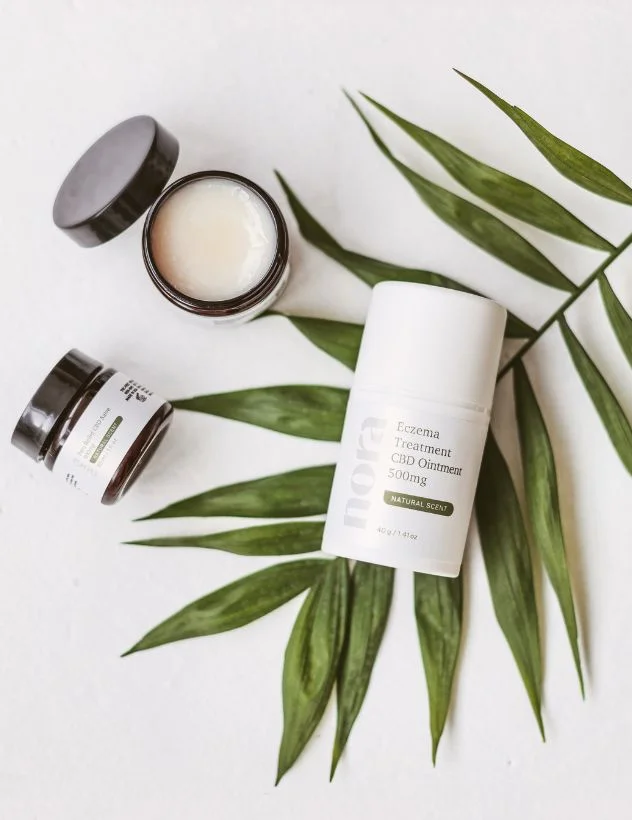 Crème hydratante à base de CBD – Le coffre à CBD au Mans Crème hydratante à base de CBD - Le coffre à CBD au Mans